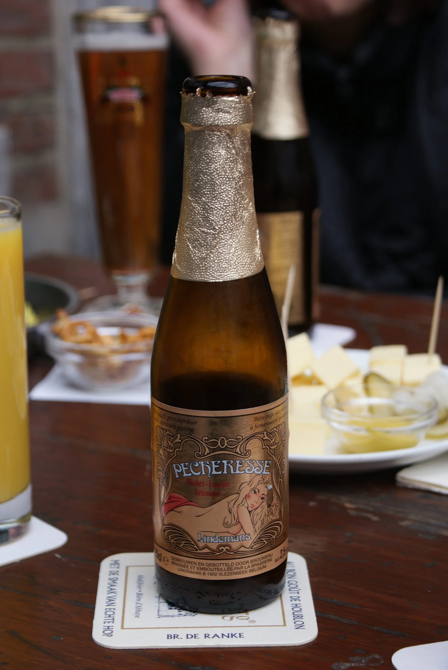 Photo de Lindemans Pêcheresse, Lambic Pêche Sucrée Belgique 2.5% — brassée par Brouwerij Lindemans