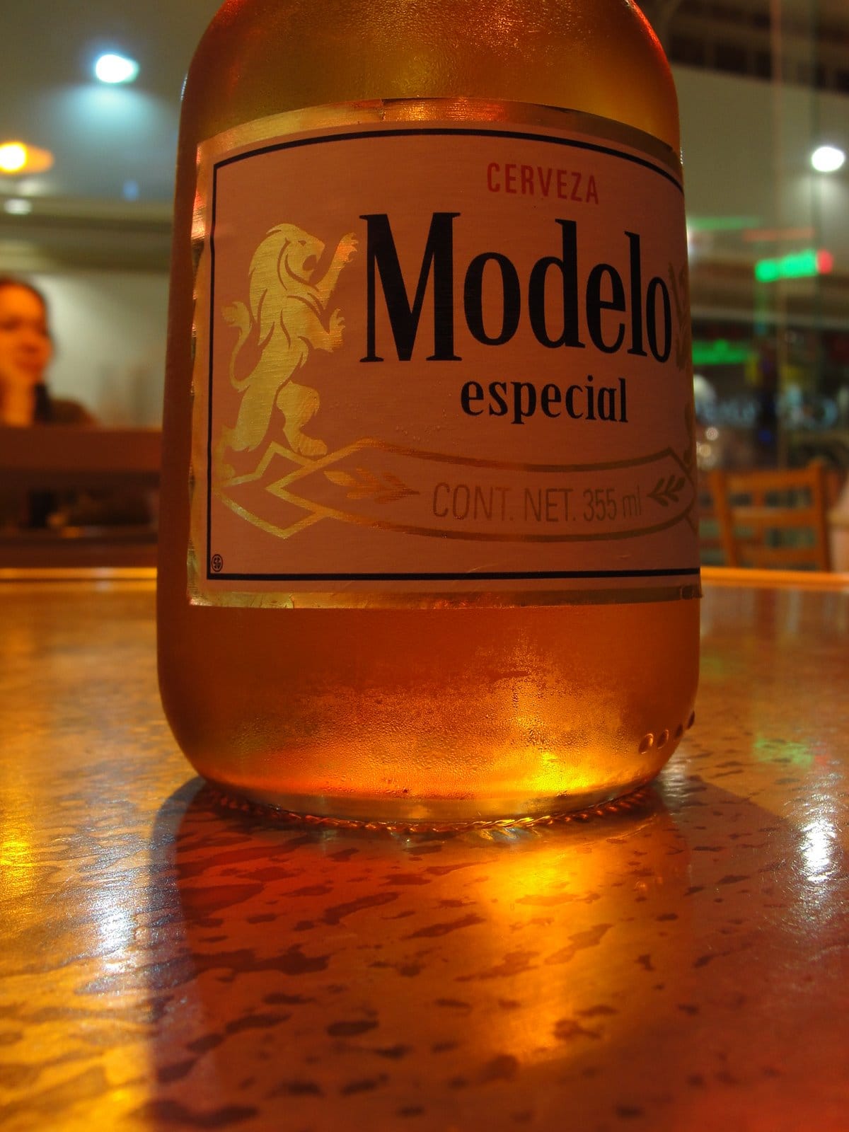 Photo de Modelo Especial, Vienna Lager / Pale Lager Mexique 4.4% — brassée par Grupo Modelo (AB InBev)