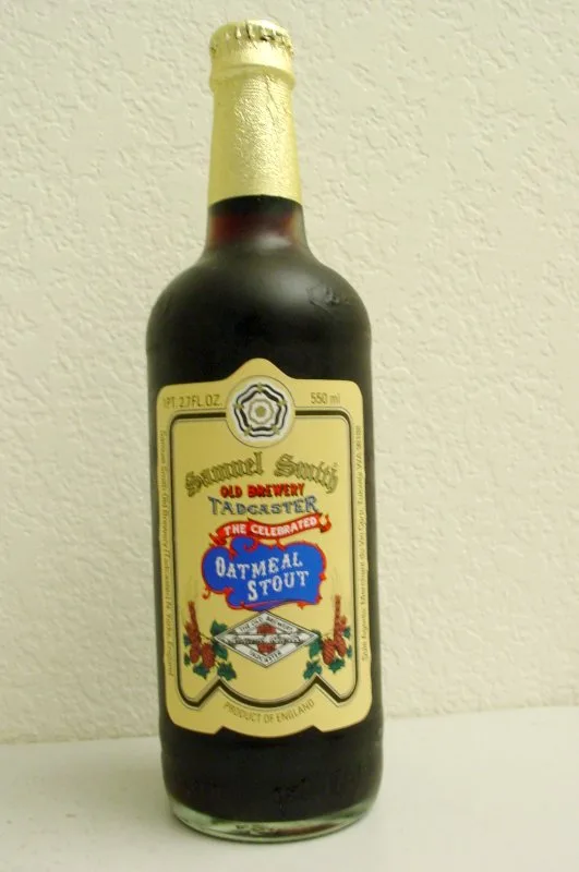 Photo de Samuel Smith Oatmeal Stout, Oatmeal Stout Royaume-Uni 5.0% — brassée par Samuel Smith's Old Brewery
