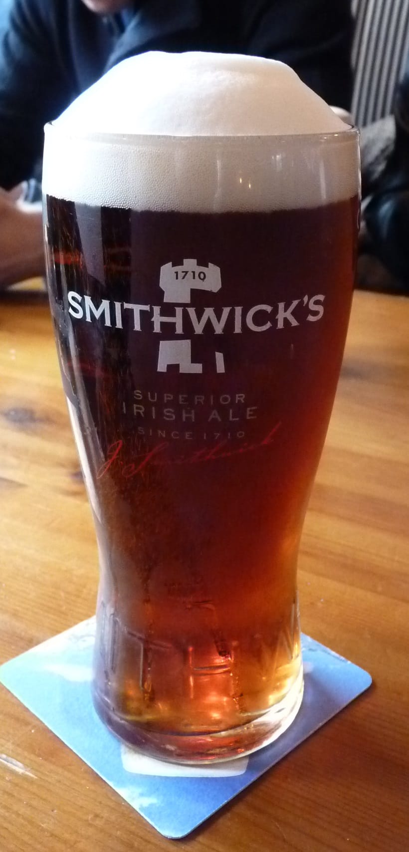 Photo of Smithwick's Irish Red Ale, Ireland Irish Red Ale 4.5% — brewed by Smithwick's Brewery (Diageo)